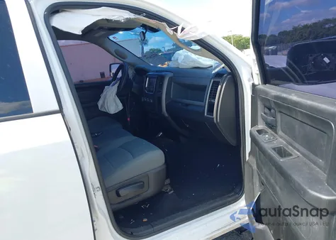 2019 Ram 1500 Classic Express 4X2 6'4 Box from USA, damaged, VIN 1C6RR6FT6KS545782